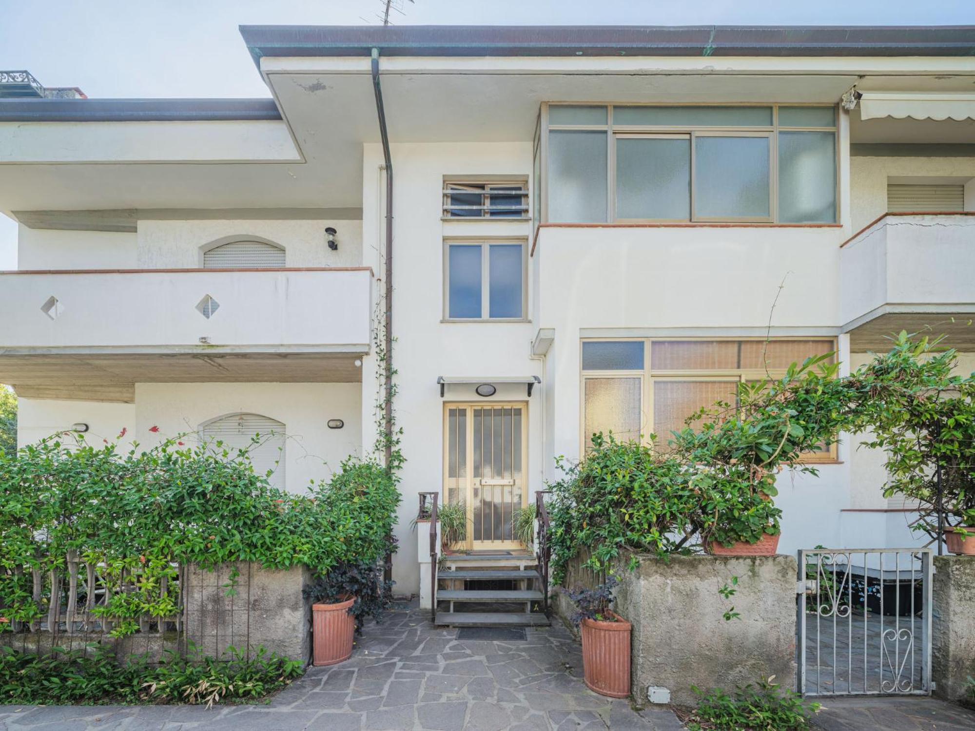 Apartment Dei Fiori By Interhome Lido di Camaiore Buitenkant foto